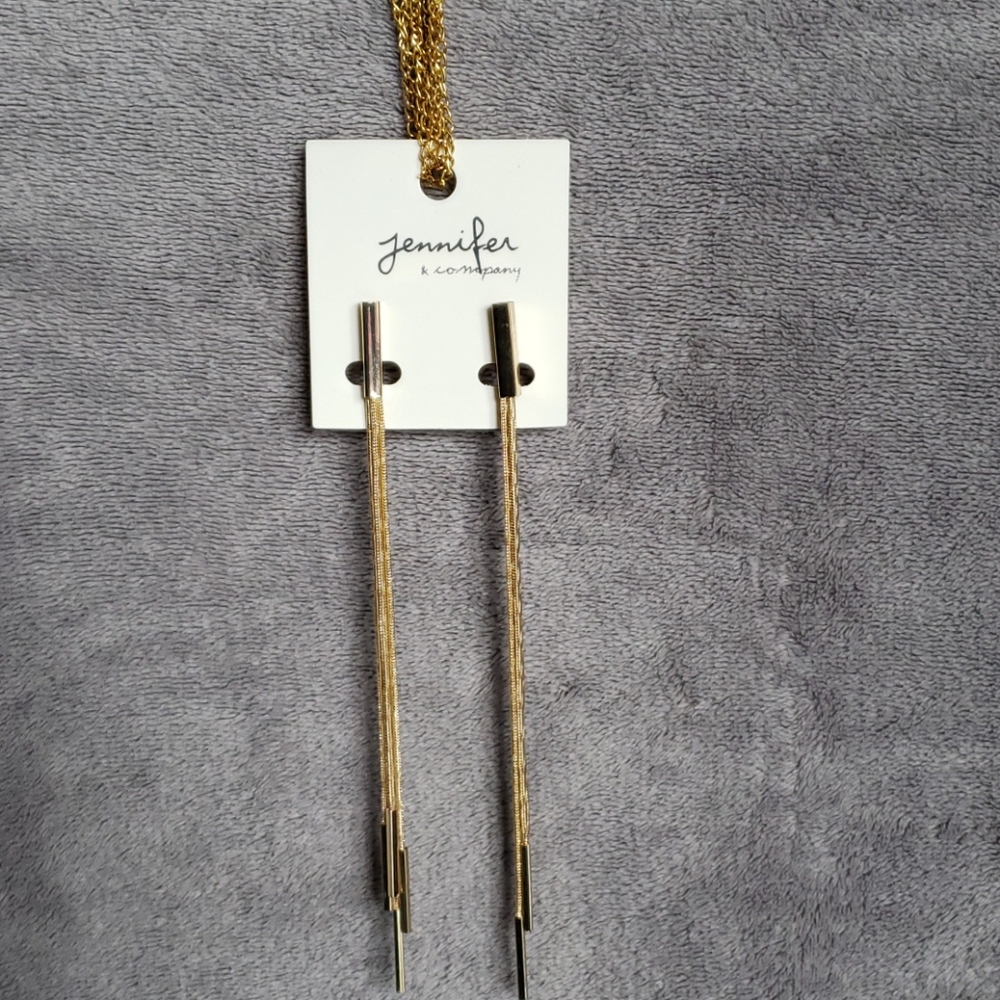 Multi Chain Drop Earnings w/ Bar Accent